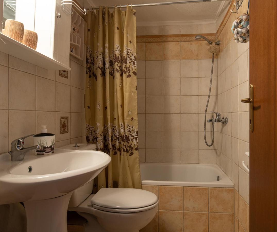Antique Apartment Afytos Ngoại thất bức ảnh